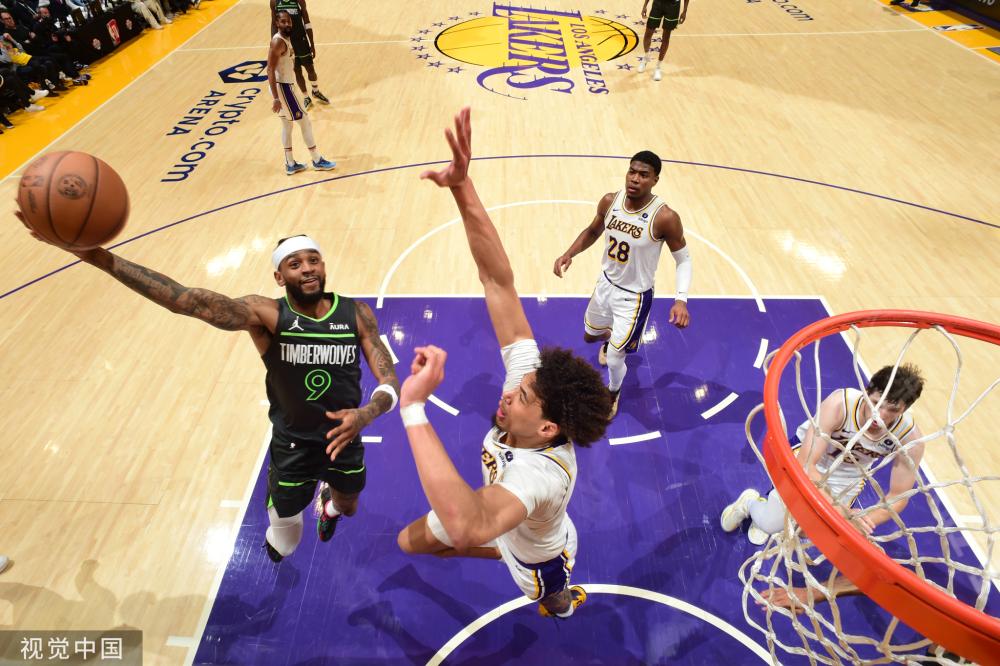 经验丰富的 经验丰富的