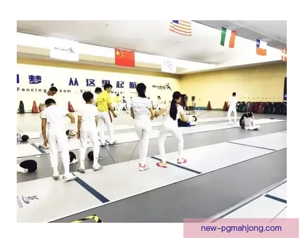 击剑运动的极限挑战:探索击剑世界纪录的最新突破 击剑运动的极限挑战:探索击剑世界纪录的最新突破