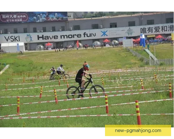 酣畅山地骑行，风尚挑战赛场