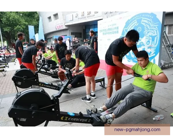 赛艇技巧大揭秘:提升速度、力量与技术的完美结合 赛艇技巧大揭秘:提升速度、力量与技术的完美结合